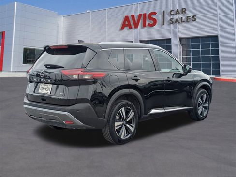 Used 2023 Nissan Rogue SL w/ SL Premium Package image 6