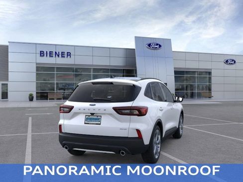 Used 2025 Ford Escape ST-Line w/ Cold Weather Package image 10