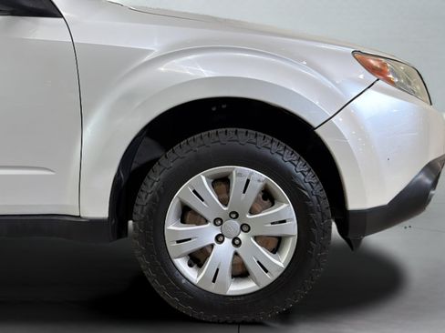 Used 2010 Subaru Forester 2.5X AWD/4WD image 34