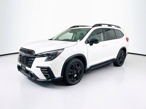 Used 2023 Subaru Ascent Onyx Edition Limited AWD/4WD image 3