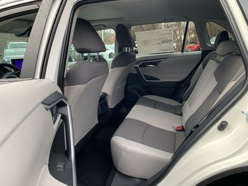 New 2025 Toyota RAV4 XLE image 16