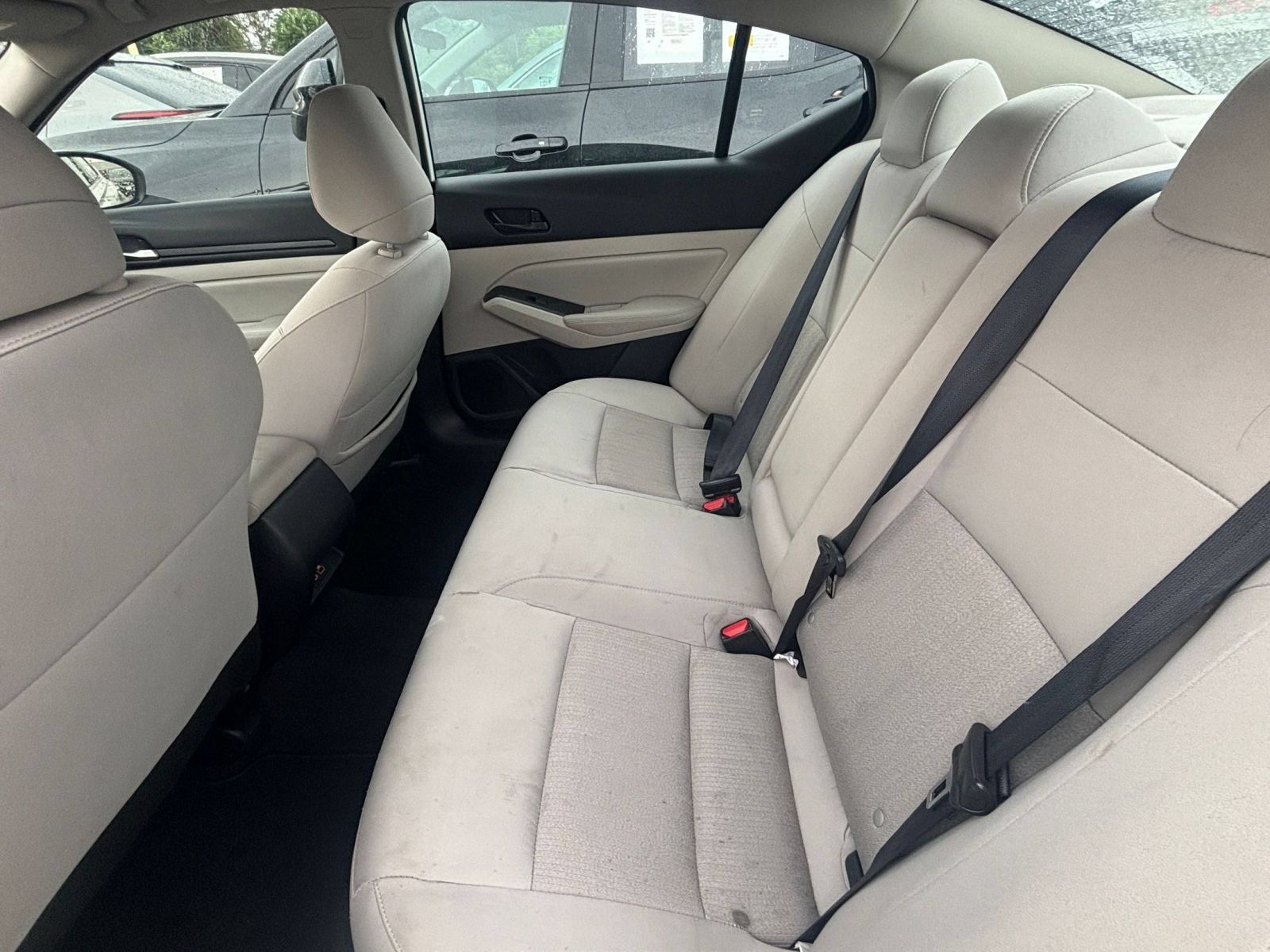 Used 2025 Nissan Altima 2.5 SV FWD image 22