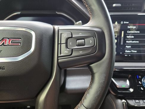 Used 2024 GMC Sierra 1500 AT4 w/ Technology Package AWD/4WD image 19