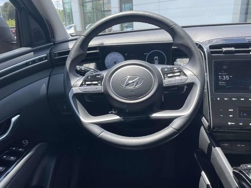 Used 2022 Hyundai Tucson Limited w/ Cargo Package AWD/4WD image 14