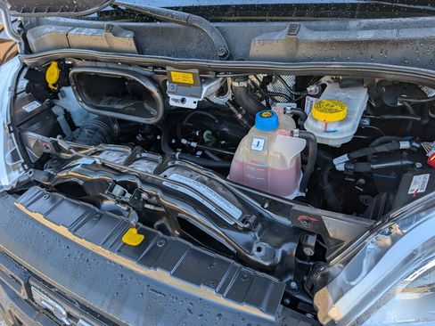 Used 2023 RAM ProMaster 2500 w/ Convenience Group image 20