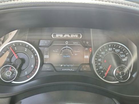 Used 2024 RAM 2500 Laramie AWD/4WD image 13