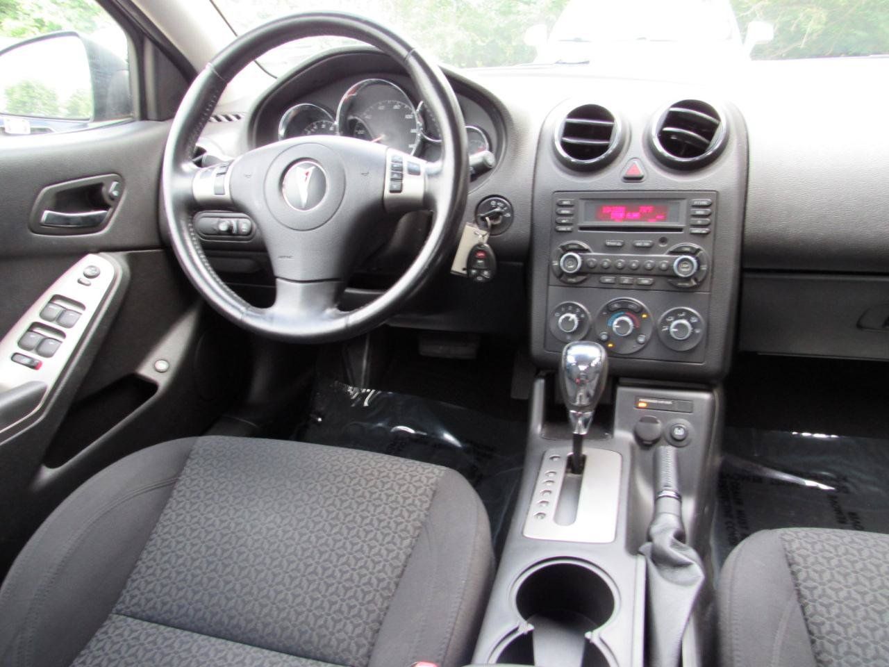 Used 2008 Pontiac G6 Sedan w/ Sport Package FWD image 10