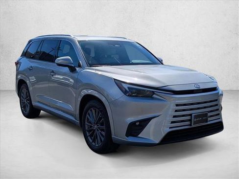 Used 2024 Lexus TX 350 AWD w/ Cold Weather Package image 3