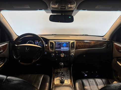 Used 2012 Hyundai Equus Signature RWD image 11