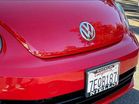 Used 2014 Volkswagen Beetle 2.5 image 31