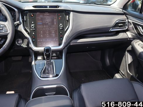 Used 2025 Subaru Outback Limited AWD/4WD image 16