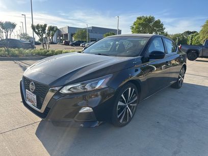 Used 2022 Nissan Altima 2.5 SR