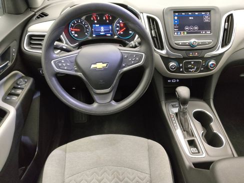 Used 2022 Chevrolet Equinox LT AWD/4WD image 22