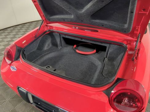 Used 2002 Ford Thunderbird image 7