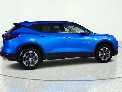 Used 2025 Chevrolet Blazer LT AWD/4WD image 7