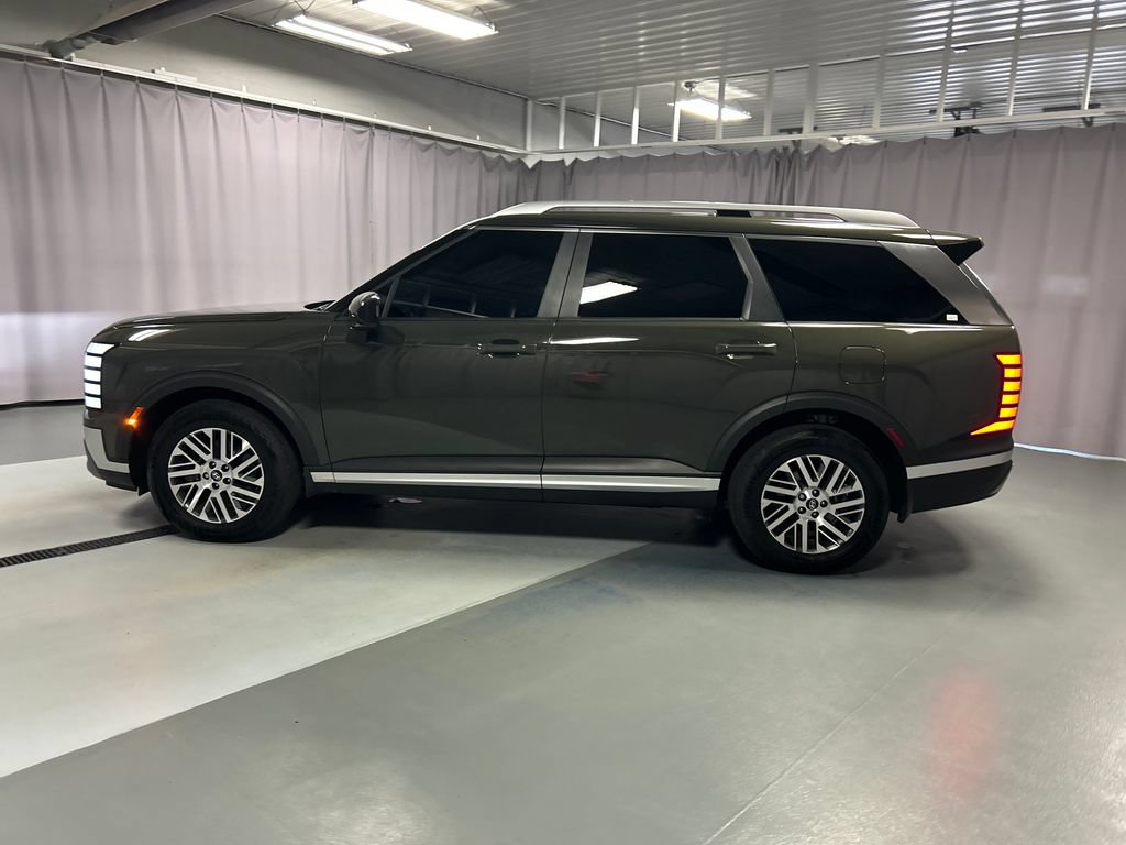 Used 2026 Hyundai Palisade SEL FWD image 4