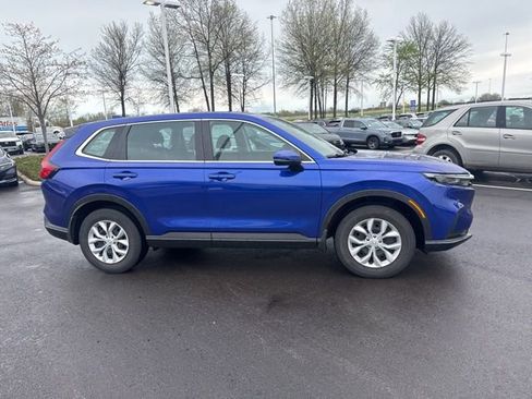 Used 2024 Honda CR-V LX image 7