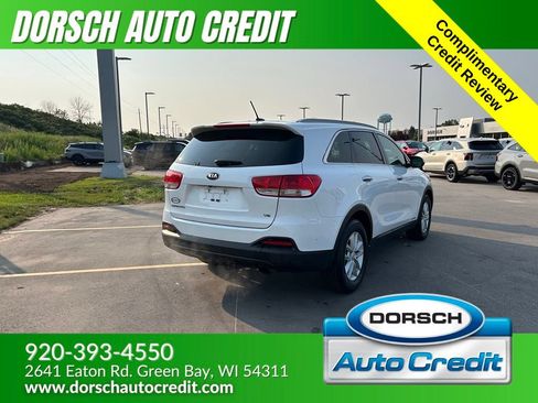 Used 2017 Kia Sorento AWD image 6