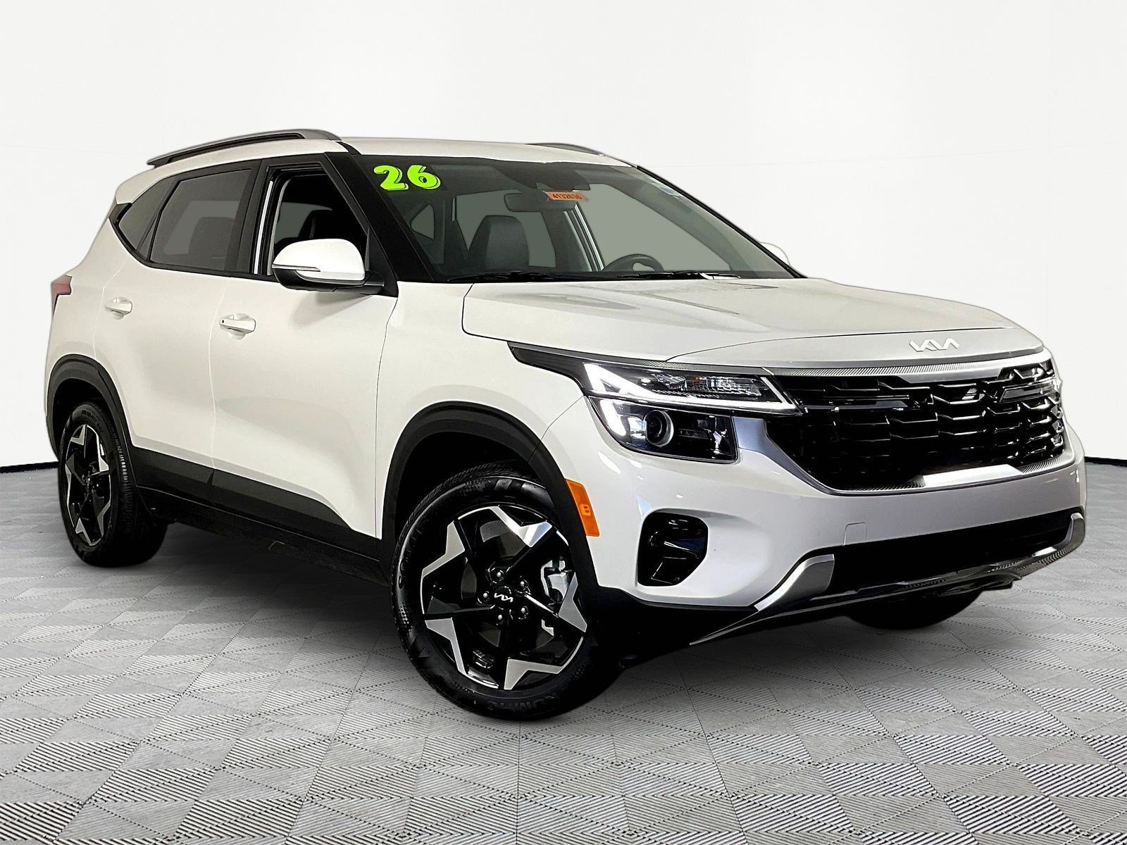 Certified 2026 Kia Seltos S AWD/4WD image 3