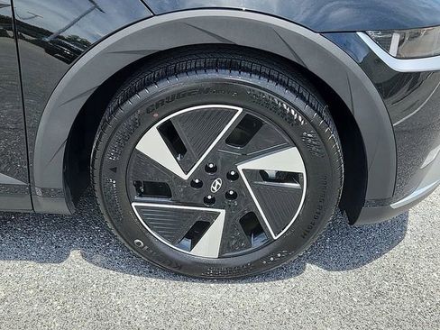 Used 2025 Hyundai Ioniq 5 SE AWD/4WD image 8