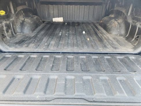 Used 2021 RAM 1500 Big Horn image 32