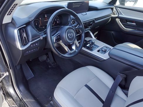 Certified 2024 MAZDA CX-90 Plug-In Hybrid w/ Premium Pkg AWD/4WD image 11