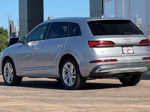 Used 2020 Audi Q7 2.0T Premium Plus w/ Premium Plus Package AWD/4WD image 6