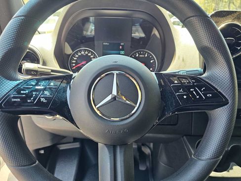 Used 2026 Mercedes-Benz Sprinter 2500 image 22