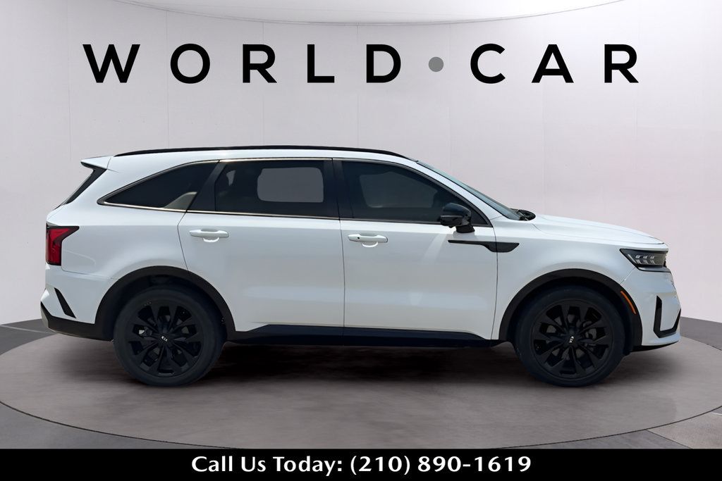 Used 2021 Kia Sorento SX FWD image 2