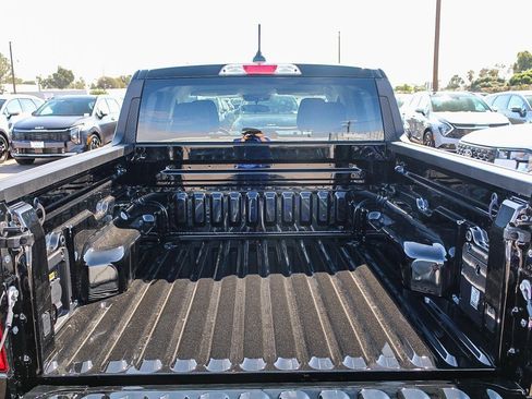 New 2025 Ford Maverick XLT w/ XLT Luxury Package image 27