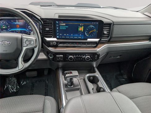 Used 2023 Chevrolet Silverado 1500 LT Trail Boss AWD/4WD image 19