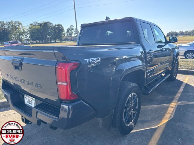 Used 2024 Toyota Tacoma TRD Sport AWD/4WD image 8
