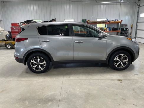 Used 2020 Kia Sportage LX AWD/4WD image 8