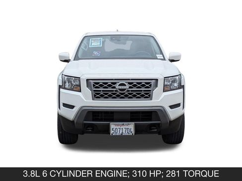 Used 2024 Nissan Frontier SV w/ Technology Package AWD/4WD image 4