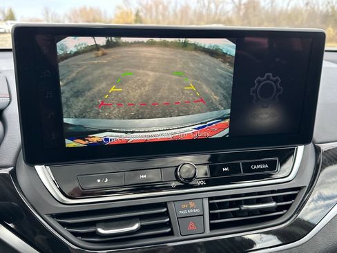 New 2025 Nissan Altima 2.5 SR w/ SR Premium Package image 30