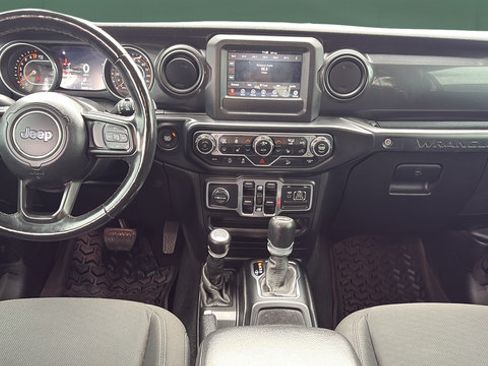 Used 2020 Jeep Wrangler Unlimited Sport AWD/4WD image 23