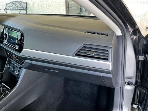 Used 2021 Volkswagen Jetta S w/ Driver Assistance Package image 18