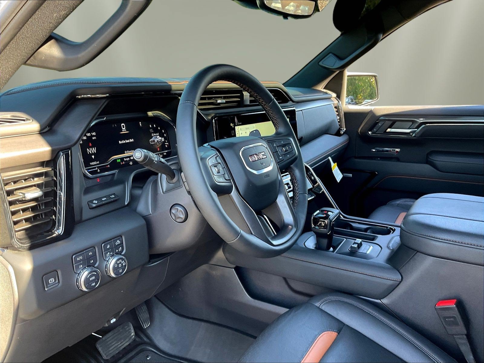 Used 2024 GMC Sierra 1500 AT4 w/ Technology Package AWD/4WD image 19
