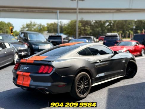 Used 2017 Ford Mustang GT RWD image 9