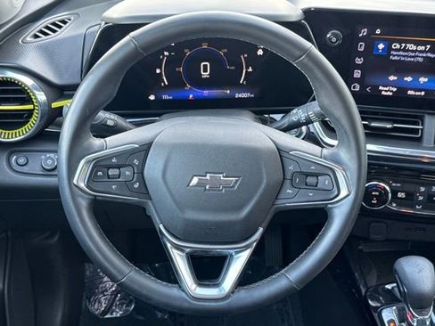 Certified 2024 Chevrolet Trax ACTIV w/ Sunroof Package image 31