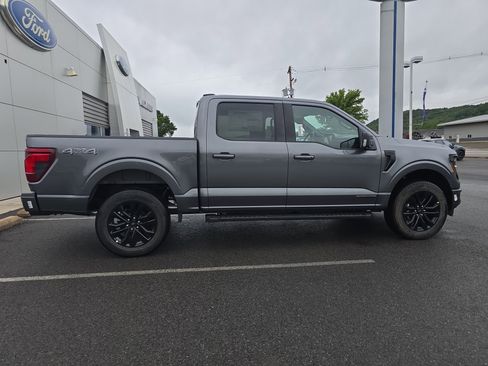 New 2025 Ford F150 XLT w/ Equipment Group 302A MID image 2