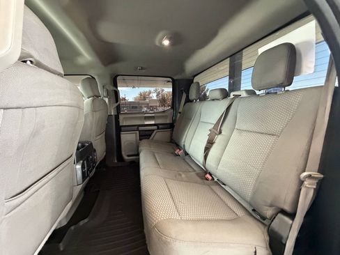 Used 2019 Ford F250 XLT w/ XLT Premium Package AWD/4WD image 11