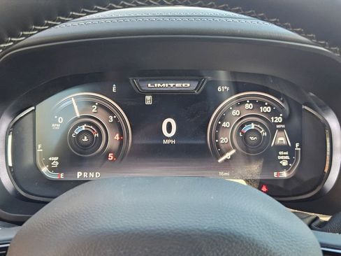 New 2026 RAM 3500 Limited AWD/4WD image 23