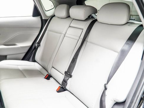 Used 2024 Hyundai Kona Limited image 43