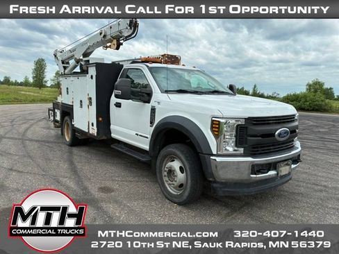 Used 2019 Ford F550 4x4 Regular Cab Super Duty image 2