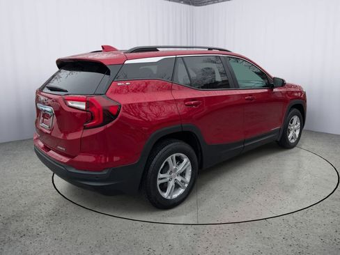Certified 2023 GMC Terrain SLE w/ Driver Convenience Package AWD/4WD image 3