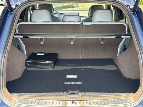 New 2026 Genesis GV70 2.5T Advanced AWD/4WD image 18