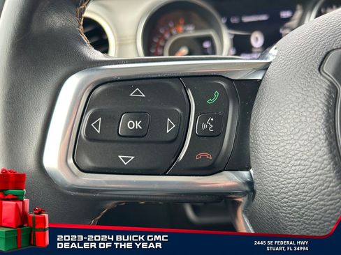 Used 2021 Jeep Gladiator Overland image 18