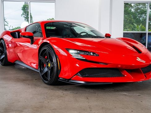 Used 2024 Ferrari SF90 Stradale image 4