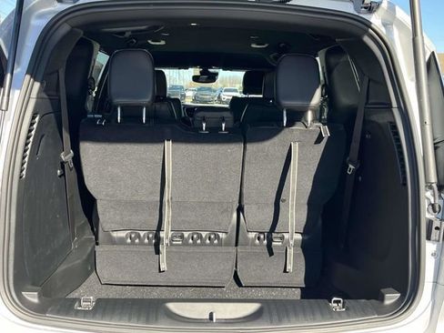 New 2026 Chrysler Pacifica Select image 17